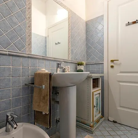 Con Piscina E Giardino * Cala Bitta