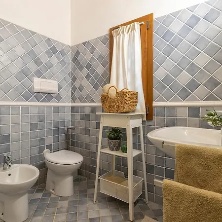 Con Piscina E Giardino Villa Cala Bitta