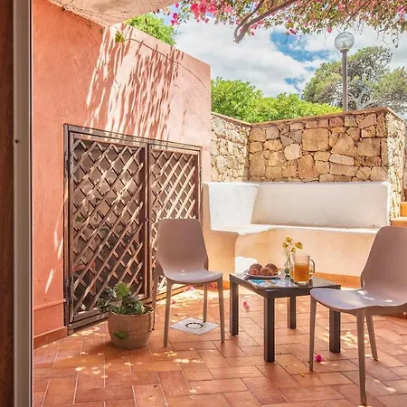 Con Piscina E Giardino Villa Cala Bitta