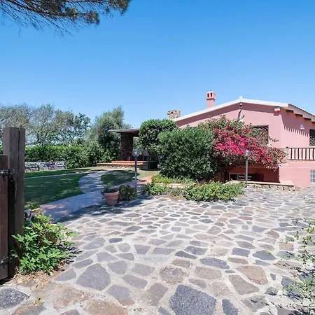 Con Piscina E Giardino Villa *