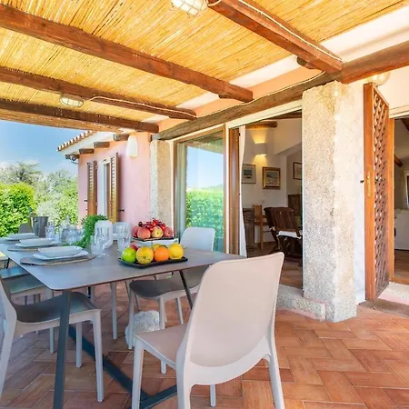 Villa Con Piscina E Giardino Cala Bitta